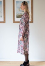 Pastel pink and green long sleeve French dress